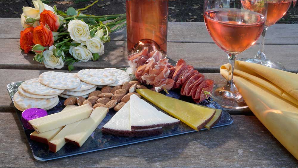 Wine-And-Food-Pairing-Sonoma-Winery-sm